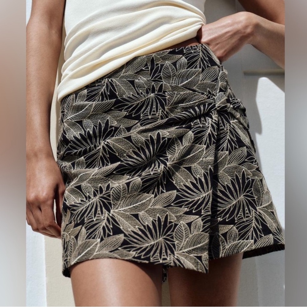 Zara Embroidered Skort/Short